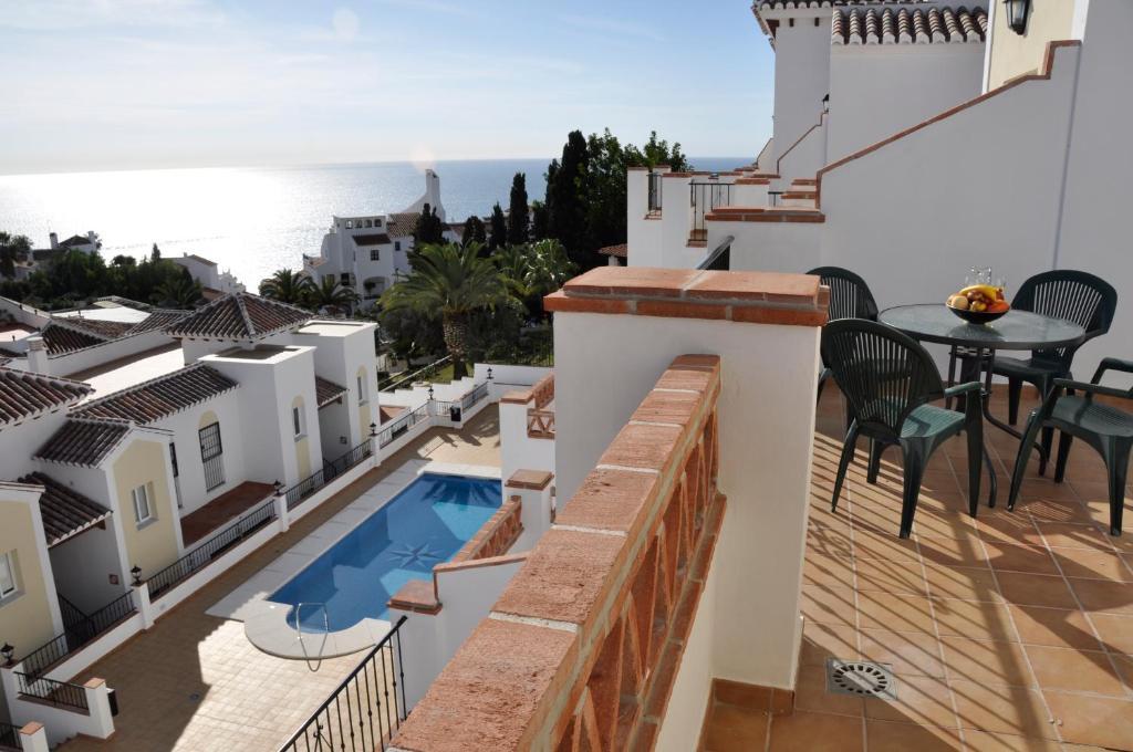Nerja Paradise Rentals - Chimenea Apts Buitenkant foto