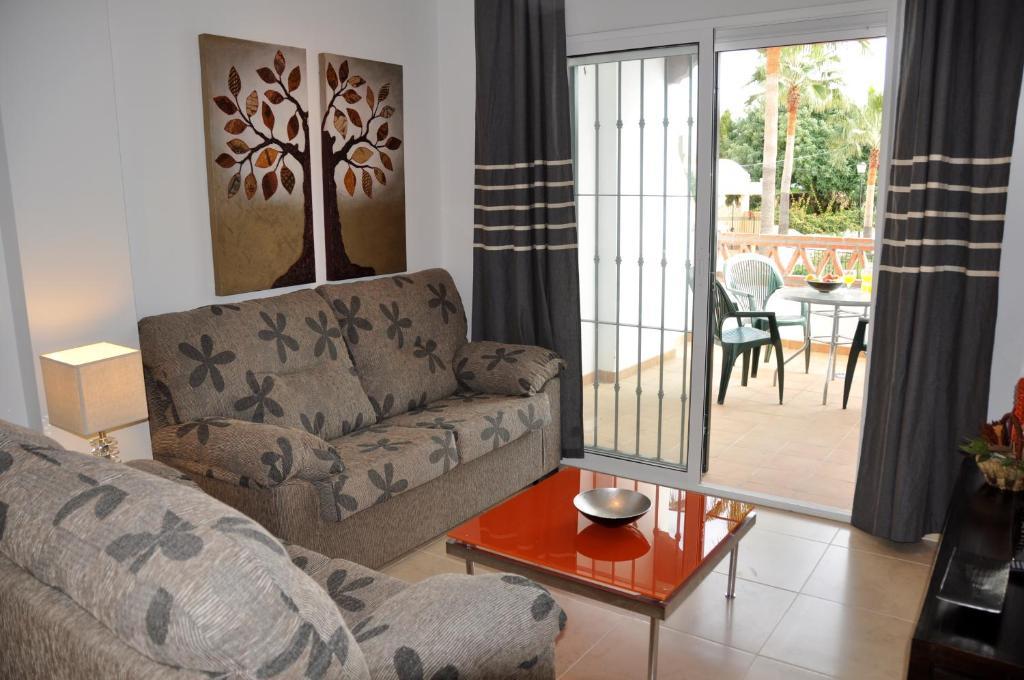 Nerja Paradise Rentals - Chimenea Apts Kamer foto