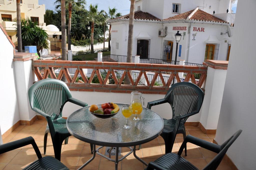 Nerja Paradise Rentals - Chimenea Apts Kamer foto